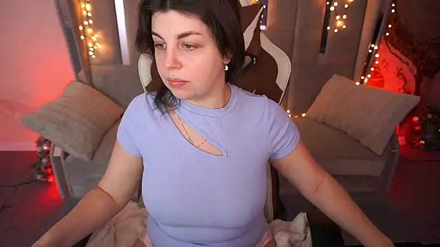 MirandaWong online show from February 14, 6:35 am