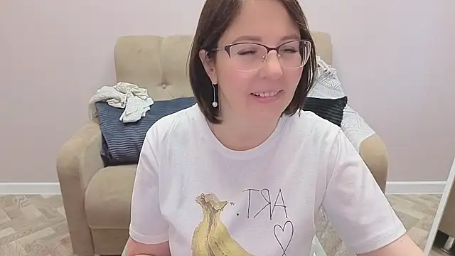 Snapshot of B_Bonya_m chatting on October 4, 5:20 am B Bonya m online show from October 4, 5:20 am