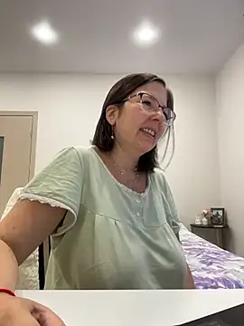 Snapshot of B_Bonya_m chatting on February 17, 3:59 am B Bonya m online show from February 17, 3:59 am