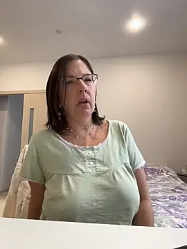 Snapshot of B_Bonya_m chatting on February 28, 4:23 am B Bonya m online show from February 28, 4:23 am