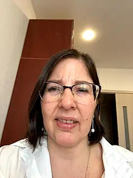 Snapshot of B_Bonya_m chatting on September 28, 4:08 am B Bonya m online show from September 28, 4:08 am