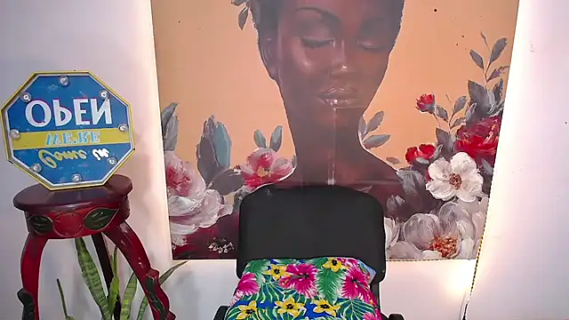 Snapshot of Agathasexy chatting on March 4, 5:48 am Agathasexy online show from March 4, 5:48 am