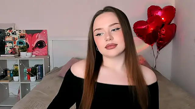LittleKiitten online show from June 7, 2:55 pm
