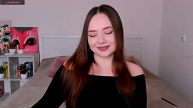 LittleKiitten online show from March 8, 1:36 pm