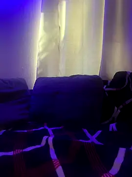 Johndoe2292 online show from September 13, 10:43 pm