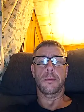 Snapshot of cocomax007 chatting on July 17, 3:04 am cocomax007 online show from July 17, 3:04 am