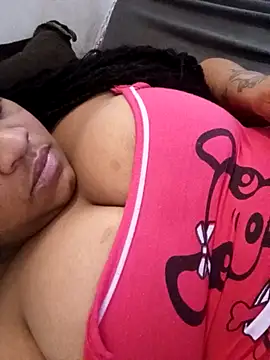 vic pretynhaa online show from April 15, 11:49 am