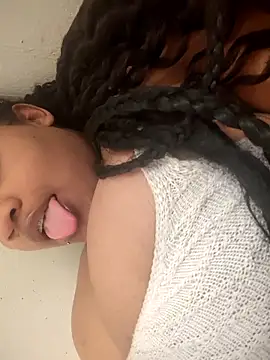 vic pretynhaa online show from March 18, 4:41 pm