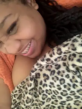 vic pretynhaa online show from March 10, 2:43 pm