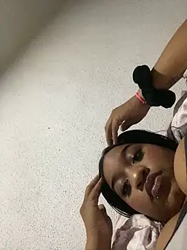 vic pretynhaa online show from March 15, 12:25 am