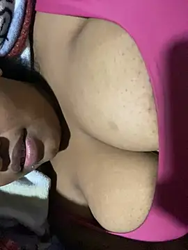 vic pretynhaa online show from February 18, 4:26 am