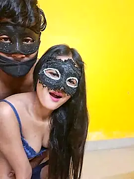 Hotcouple012 online show from February 26, 7:10 pm