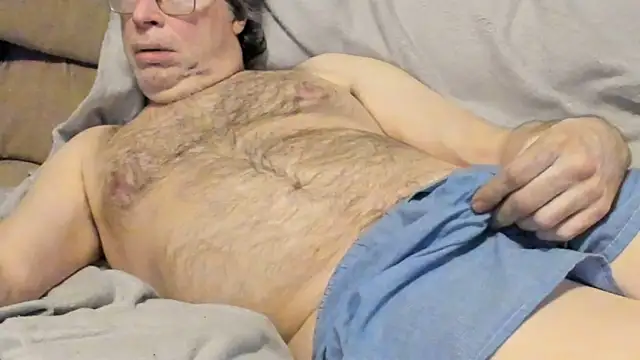 MidwestDadbod online show from October 9, 12:49 pm