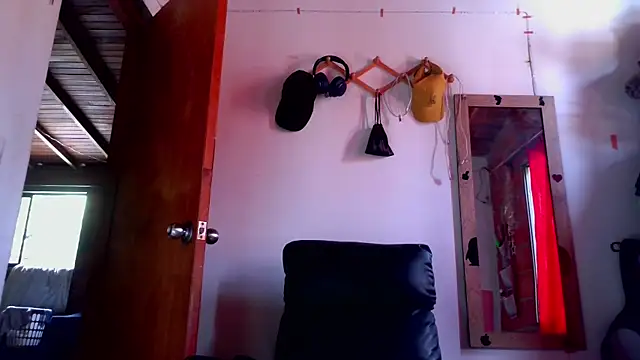 calioppe01 online show from May 28, 3:29 pm
