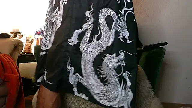 calioppe01 online show from March 6, 9:37 am