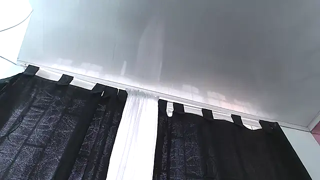 Snapshot of Kitten_Hot_ chatting on November 26, 8:09 pm Kitten Hot online show from November 26, 8:09 pm