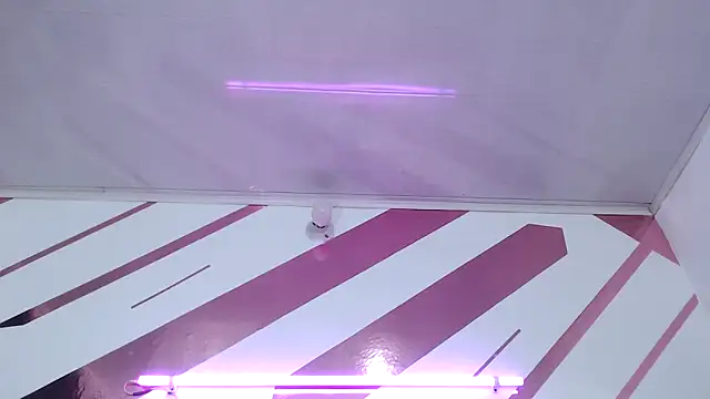 Snapshot of Kitten_Hot_ chatting on February 7, 11:29 am Kitten Hot online show from February 7, 11:29 am