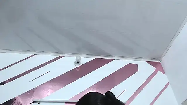 Snapshot of Kitten_Hot_ chatting on November 15, 2:37 am Kitten Hot online show from November 15, 2:37 am