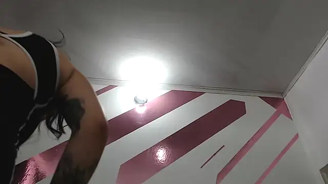 Snapshot of Kitten_Hot_ chatting on September 14, 9:04 pm Kitten Hot online show from September 14, 9:04 pm