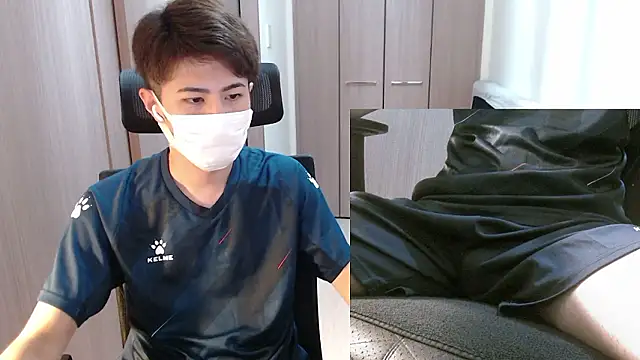 Snapshot of ryota_kkk chatting on July 16, 1:08 pm ryota kkk online show from July 16, 1:08 pm