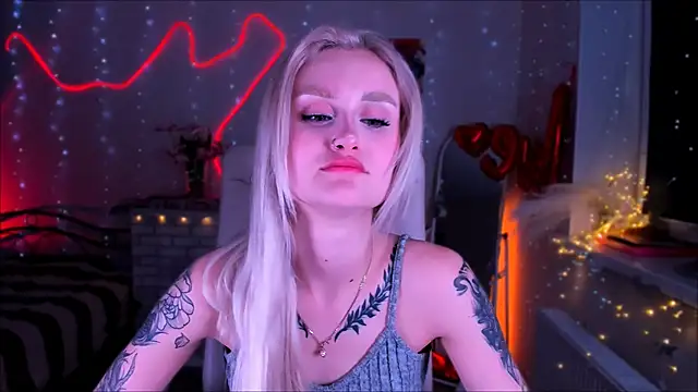  Ravenaa online show from March 14, 3:03 pm