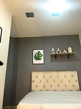 Soe Lara online show from November 28, 11:21 am