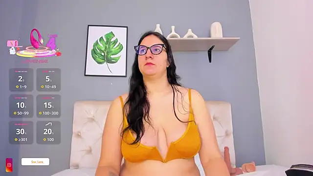 Soe Lara online show from October 3, 11:56 am