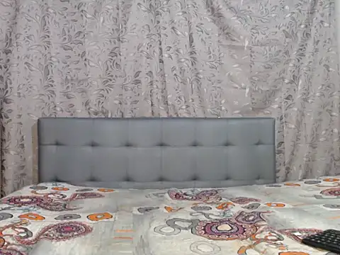 Soe Lara online show from February 14, 2:06 pm