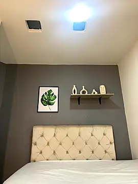 Soe Lara online show from November 20, 10:49 am