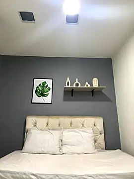 Soe Lara online show from November 17, 11:25 am