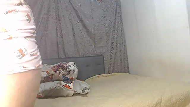 Soe Lara online show from April 2, 3:19 pm