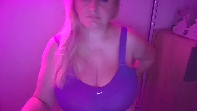 Meliss Official9 online show from July 11, 7:03 pm