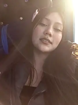 Catalehia Milk online show from December 15, 11:38 am