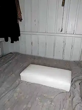 Rosaselvagem online show from January 9, 2:11 am