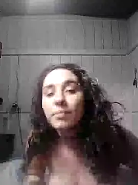 Rosaselvagem online show from December 10, 1:11 am