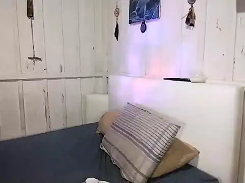 Rosaselvagem online show from December 20, 2:19 am