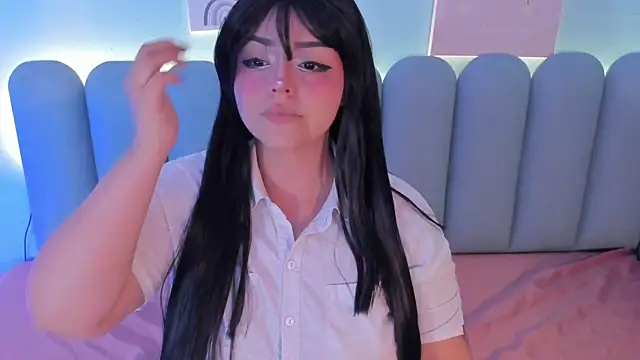 Snapshot of curvy_rousi chatting on November 7, 11:37 am curvy rousi online show from November 7, 11:37 am