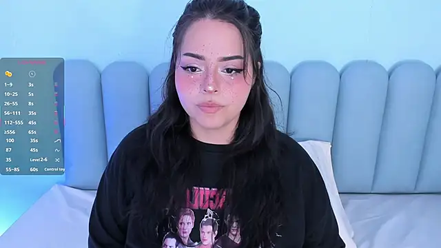 Snapshot of curvy_rousi chatting on November 30, 11:33 am curvy rousi online show from November 30, 11:33 am