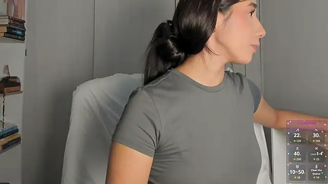 danna davis18 online show from May 22, 5:11 pm