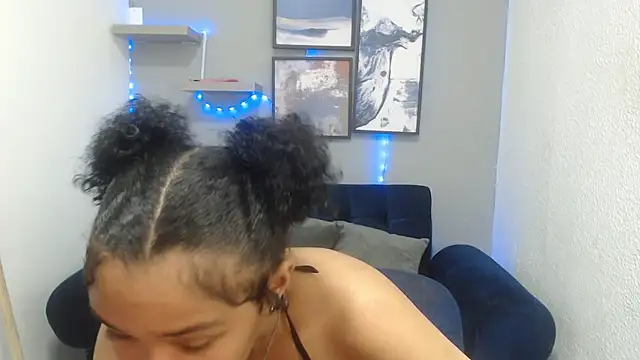 Snapshot of vainillaplaypussy chatting on September 20, 12:59 am vainillaplaypussy online show from September 20, 12:59 am