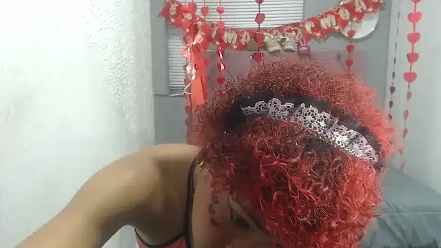 Snapshot of vainillaplaypussy chatting on February 18, 3:31 pm vainillaplaypussy online show from February 18, 3:31 pm
