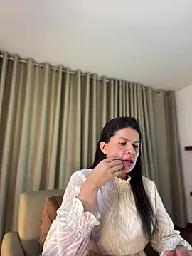 Alice Biel online show from June 21, 1:33 am