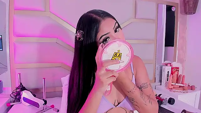 dollsweety online show from November 19, 1:27 am