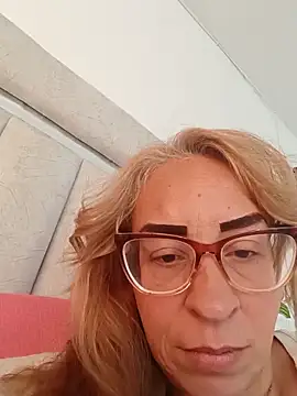 karlabarrera online show from May 7, 6:22 pm