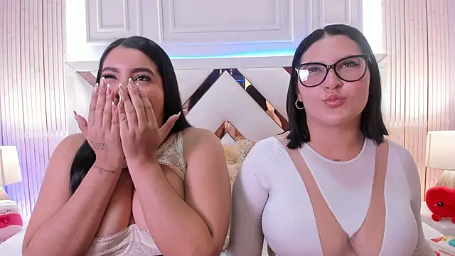 madeleine2112 online show from April 8, 4:03 am