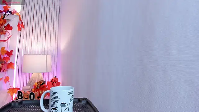 madeleine2112 online show from October 30, 6:44 am