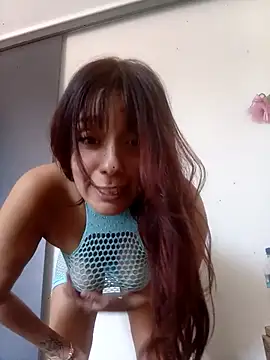 Snapshot of bbferlinaa chatting on February 28, 4:39 pm bbferlinaa online show from February 28, 4:39 pm