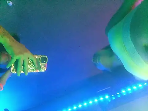 bbferlinaa online show from March 12, 5:28 pm