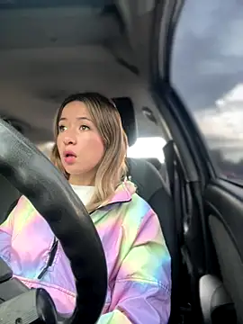 Snapshot of sexfire_lalita chatting on December 4, 11:20 am sexfire lalita online show from December 4, 11:20 am