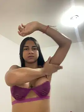 gll3nd4 online show from December 7, 10:23 pm